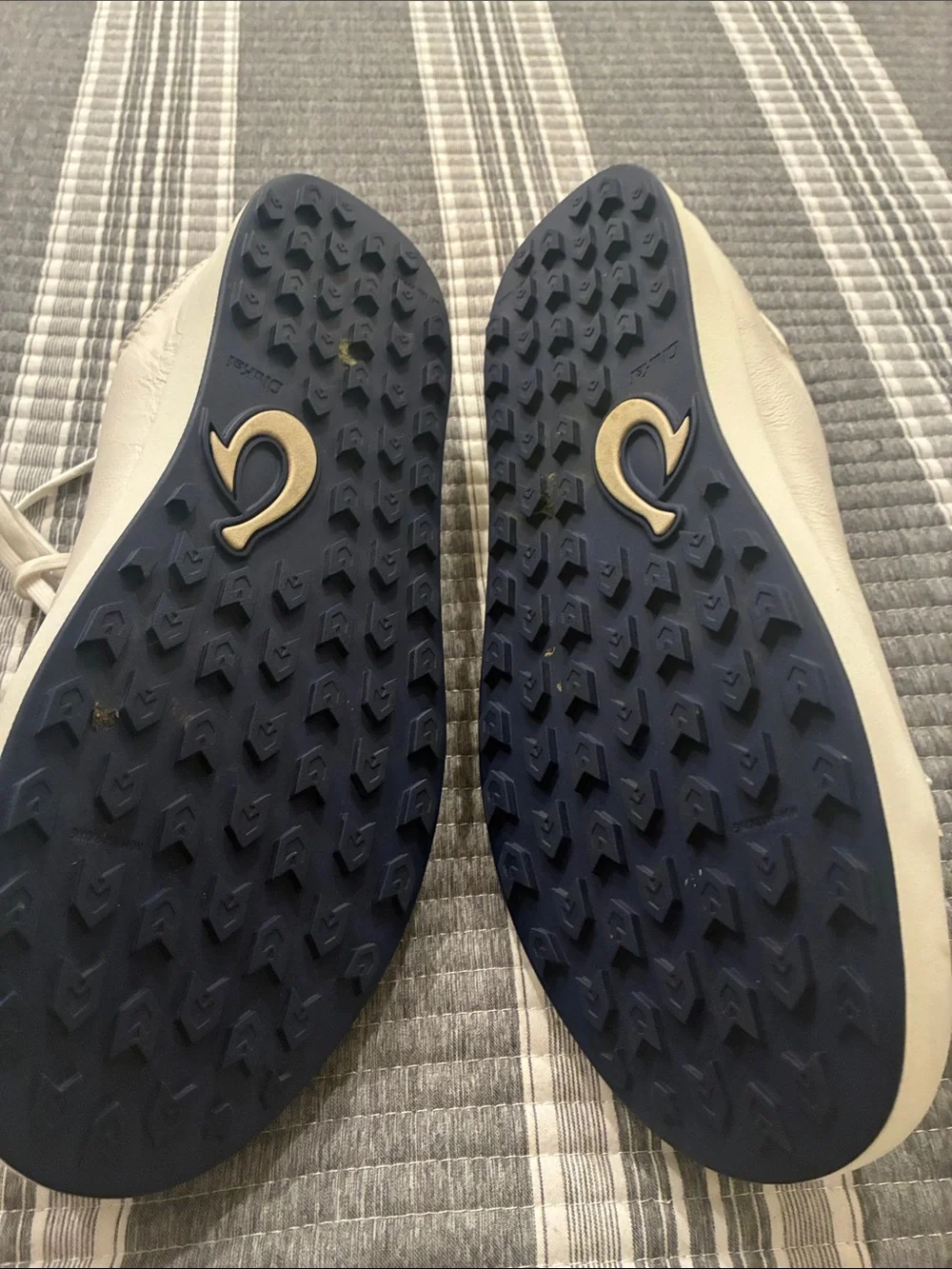 Olukai Men's White Leather Golf Shoes